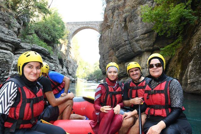 Vali Karaloğlu Manavgat’ta muhtarlarla buluştu