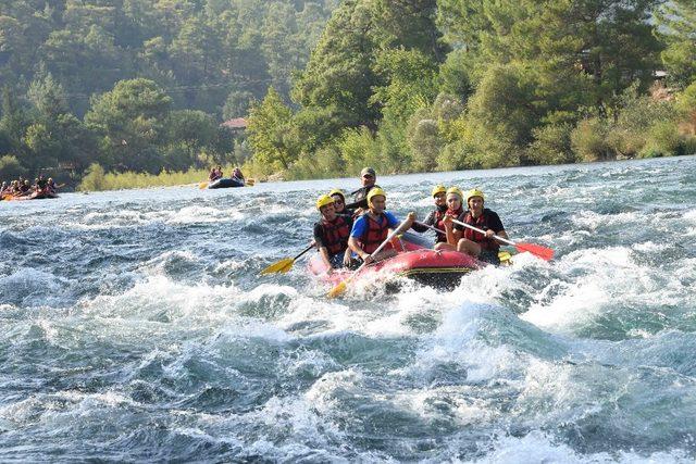 Vali Karaloğlu Manavgat’ta muhtarlarla buluştu