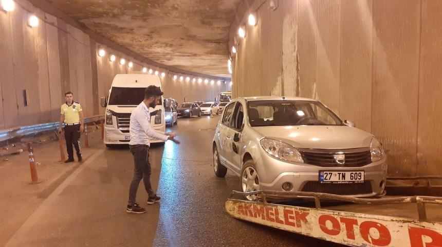 K&ouml;pr&uuml; altında kaza: 1 yaralı