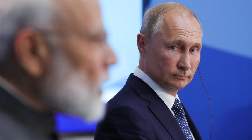 Modi: Putin'le aramızda &ouml;zel bir kimya var