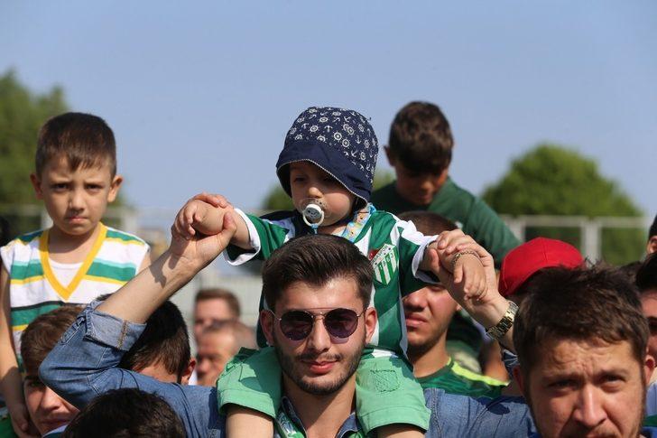 Bursaspor’da imza şov G2