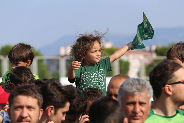 Bursaspor’da imza şov G3