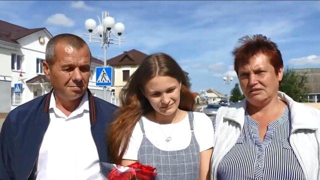 4 yaşında tren istasyonunda kaybolan kız, 20 yıl sonra ailesine kavuştu 4