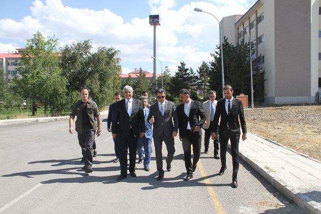 Erzurum Valisi Okay Memiş’den Aras Edaş’a ziyaret
