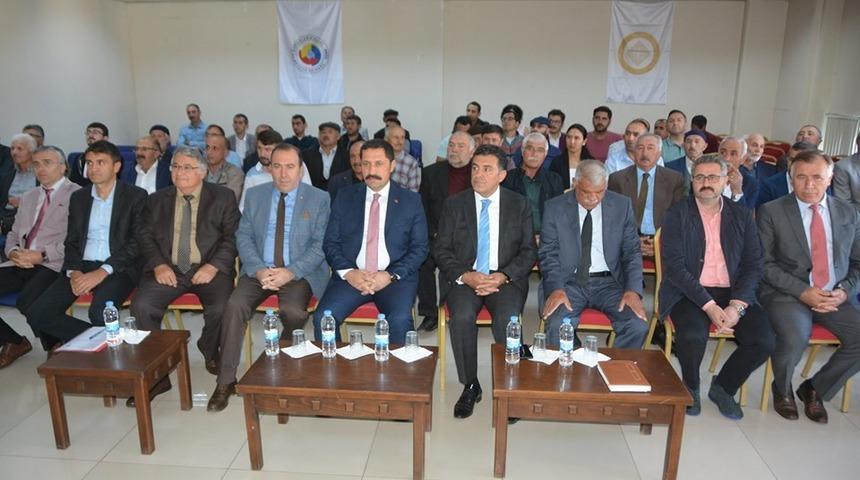 Ardahan&rsquo;da &rsquo;APİTERAPİ&rsquo; Konferansı d&uuml;zenlendi