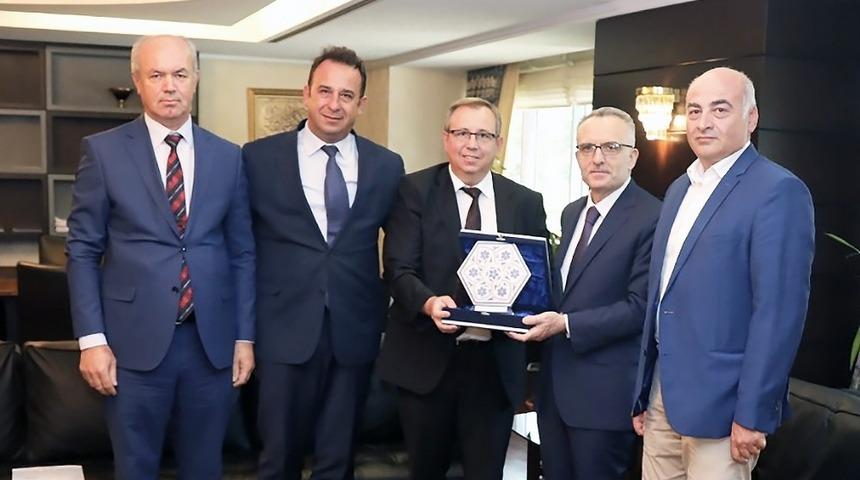 Cumhurbaşkanlığı Strateji ve Bütçe Başkanı Naci Ağbal, Trakya Üniversitesi heyetini kabul etti