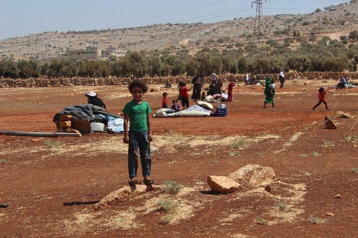 İdlibliler Türkiye sınırına göçüyor G3