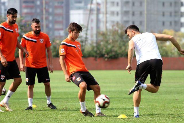 Adanaspor’da derbi hazırlıkları sürüyor