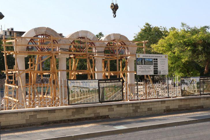 Thyateira Antik Kenti'nde Roma dönemine ait tapınak bulundu G4