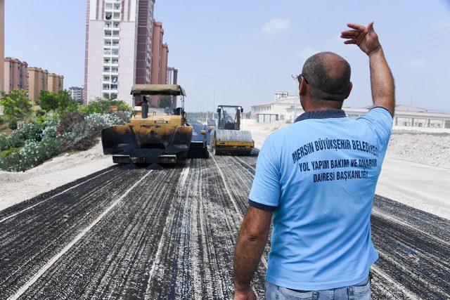 Toroslar 238. Caddede asfalt çalışması tamamlandı