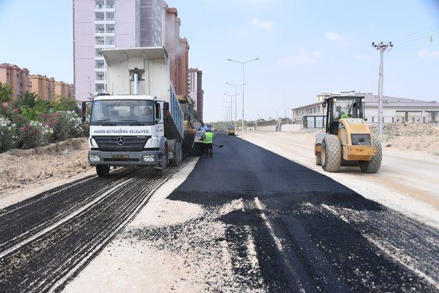 Toroslar 238. Caddede asfalt çalışması tamamlandı