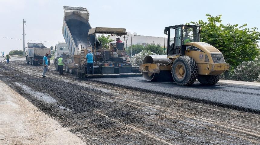 Toroslar 238. Caddede asfalt çalışması tamamlandı