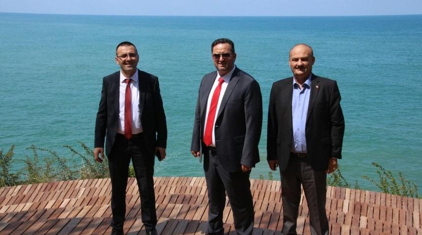 Başkan Yanmaz Ceneviz Kalesindeki &ccedil;alışmaları inceledi