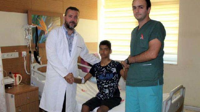 Sırt kamburluğu ameliyatı ile 10 santim uzadı