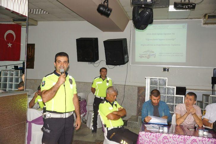 Aydın’da servis şoförleri bilgilendirildi G4