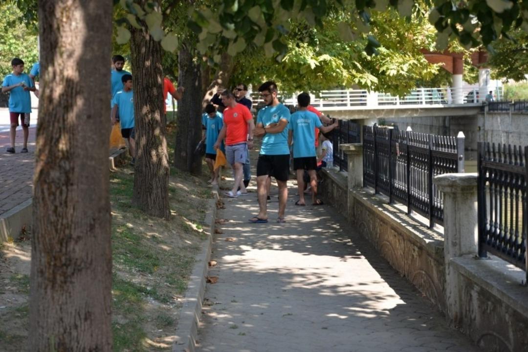 Hendek&rsquo;te &Ccedil;evre Temizliği farkındalık etkinliği