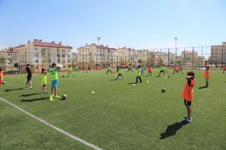 Tuşba Belediyesi’nin ‘yaz spor kursları’ devam edecek G4