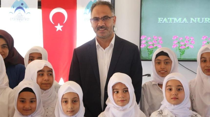 Dereceye giren &ouml;ğrencilerle buluştu