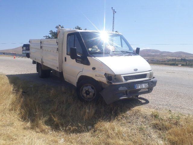 Elazığ’da trafik kazası:3 yaralı