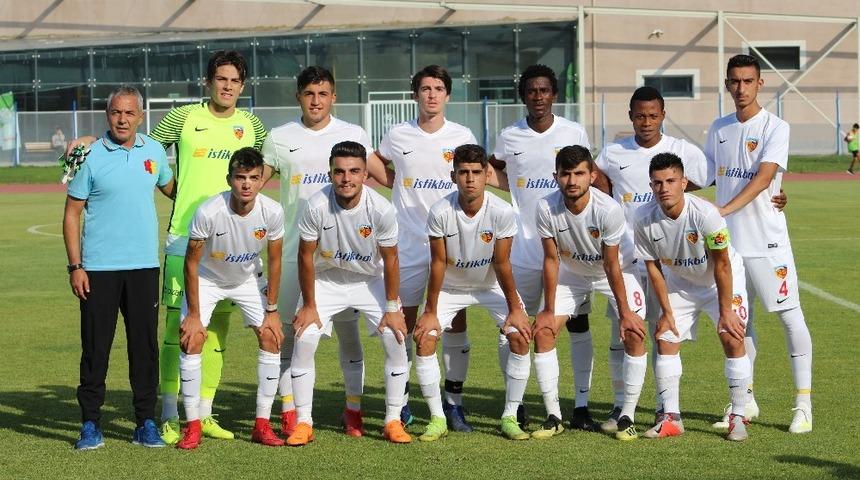 Kayserispor U19 dolu dizgin