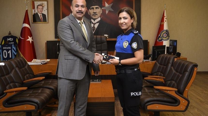 Adana Emniyeti’nde 16 personel terfi etti