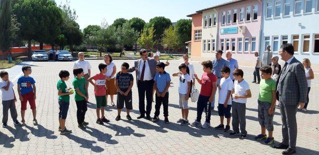 Bursa’da okullar öğrencilerle şenlendi