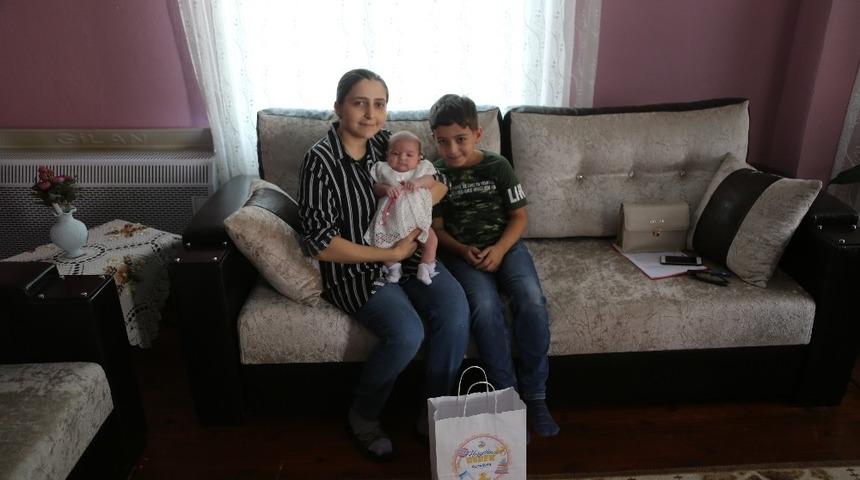 Sapanca&rsquo;da hoş geldin bebek ziyaretleri s&uuml;r&uuml;yor