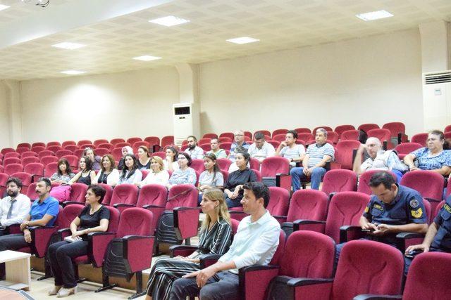 Lapseki MYO’da ’Bağımlılık ve Etkileri Semineri’