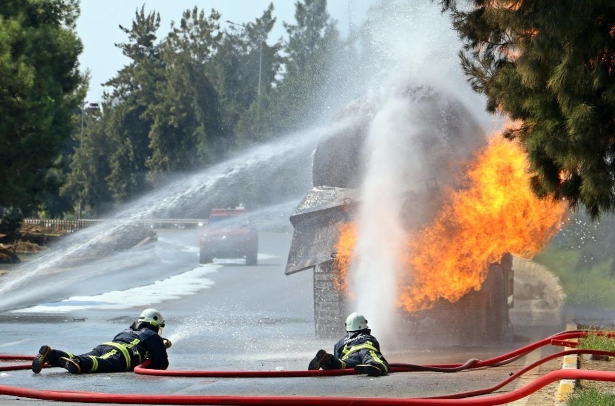 Antalya'da LPG dolu tanker paniği! 7,5 saattir yanıyor