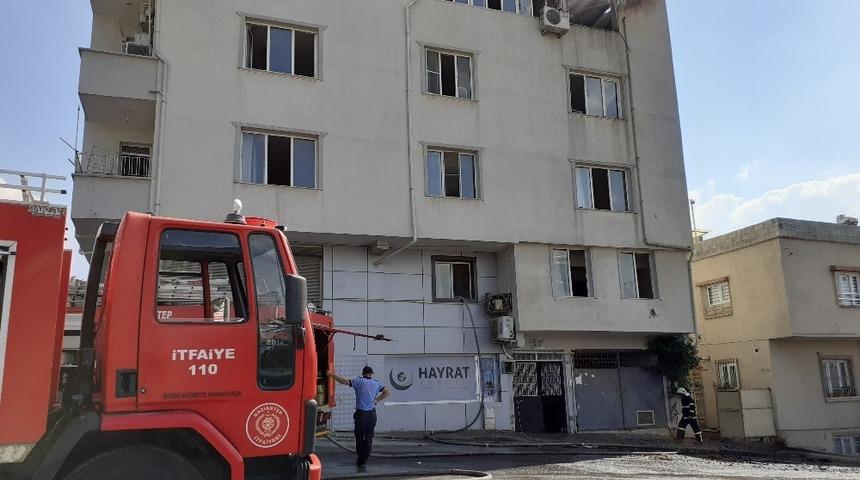 Okuma evinde yangın