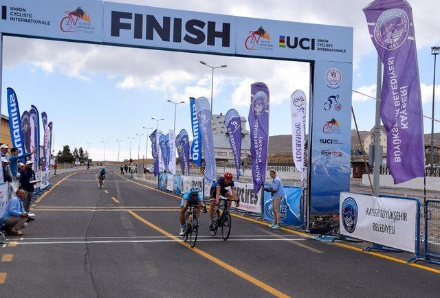 Kayseri’de Uluslararası Bisiklet Yarışları Başlıyor 4