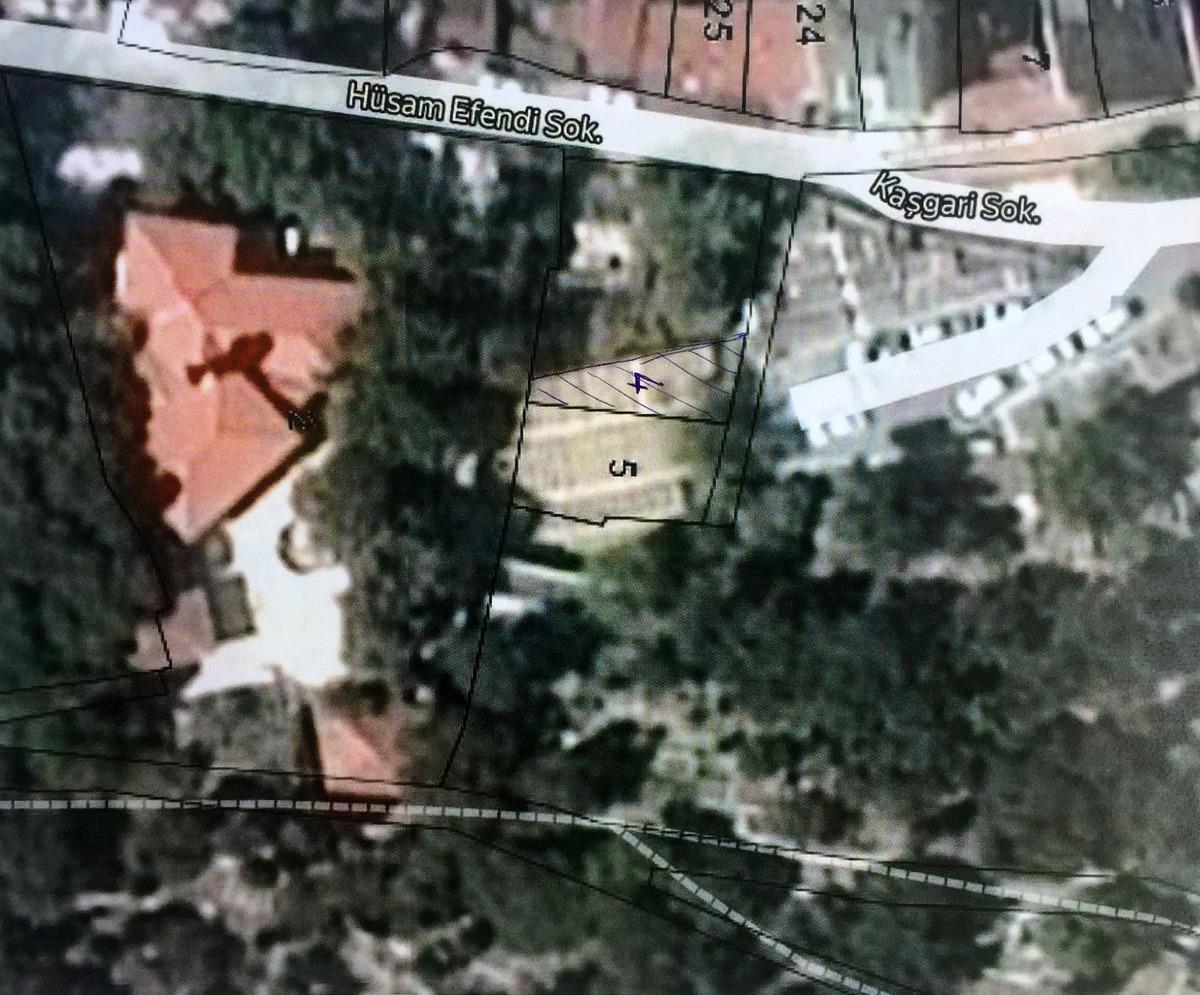 İstanbul'da şaşkına &ccedil;eviren dolandırıcılık! Tarihi eseri yıktılar yetmezmiş gibi...