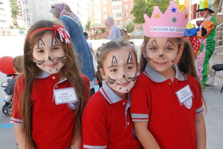 Okulda uyum programında eğlendiler G1