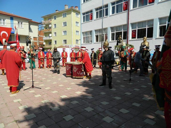 Pazaryeri’nin düşman işgalinden kurtuluşu coşku ile kutlandı. G3