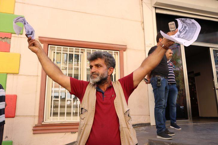 Acılı babadan HDP'ye: Benim oğlum dağda, onlarınki... G5