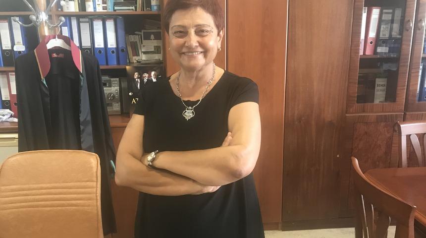 Şiddet g&ouml;ren kadınlar ne yapmalı?