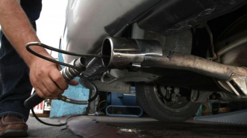 Araç egzoz emisyon ölçümü için uyarı