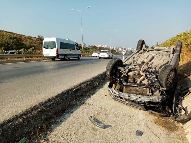 Takla atan otomobilin sürücüsü yaralandı