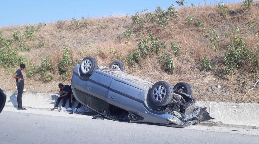 Takla atan otomobilin s&uuml;r&uuml;c&uuml;s&uuml; yaralandı