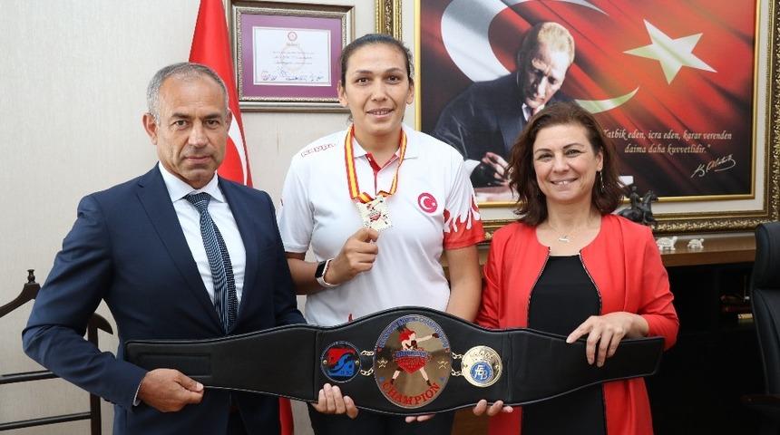 Avrupa şampiyonundan Başkan Köse’ye ziyaret