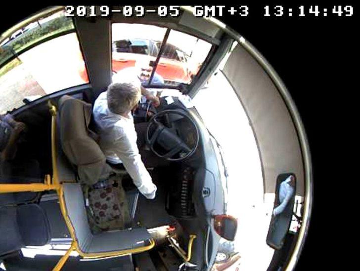 Dehşet veren olay! Otobüs şoförüne baltalı tehdit G3