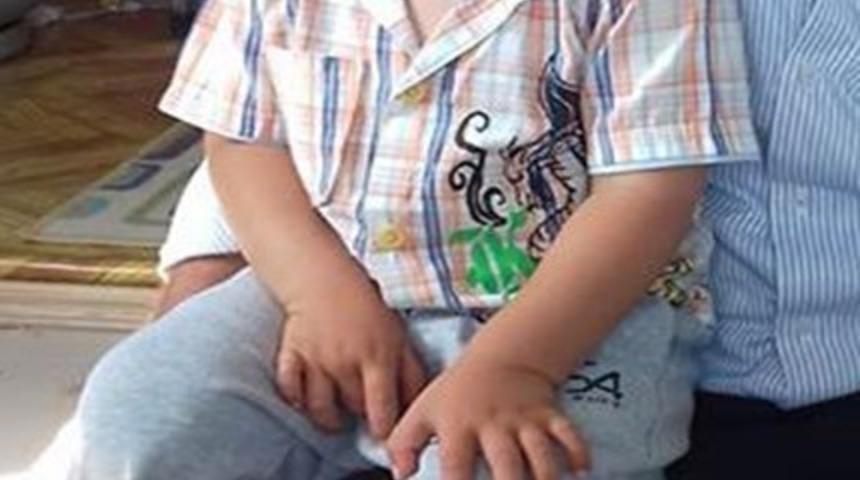 Trakt&ouml;r&uuml;n altında kalan &ccedil;ocuk hayatını kaybetti