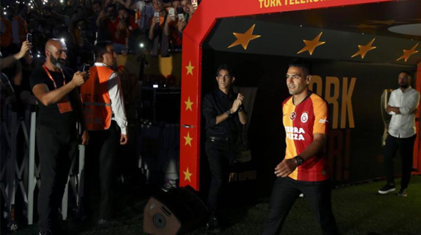 Monaco'dan resmi Falcao açıklaması