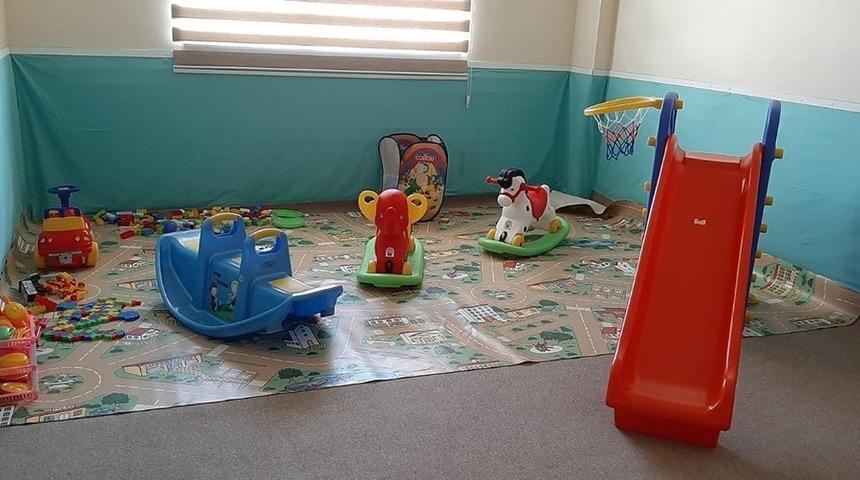 Emet Dr. Fazıl Doğan Devlet Hastanesi&rsquo;ne &ccedil;ocuk oyun odası a&ccedil;ıldı