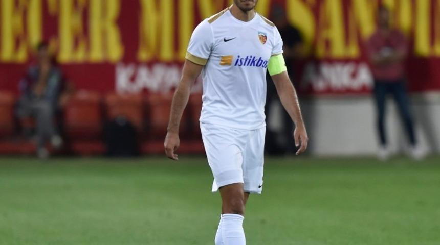 Umut Bulut 6. kez kırmızı g&ouml;rd&uuml;