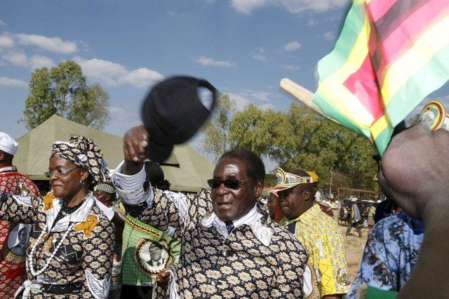 Eski Zimbabve devlet başkanı Mugabe hayatını kaybetti