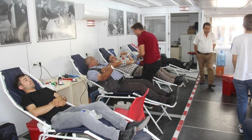 Şuhut&rsquo;ta kan bağışına yoğun ilgi