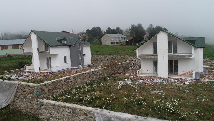 Trabzon'da iki evin dış yüzeyindeki 'haç' işaretine benzeyen semboller yıkıldı G1