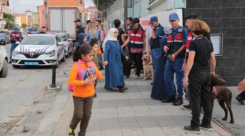 İstanbul Valiliği'nden 2019-2020 eğitim öğretim yılı için güvenlik önlemleri 