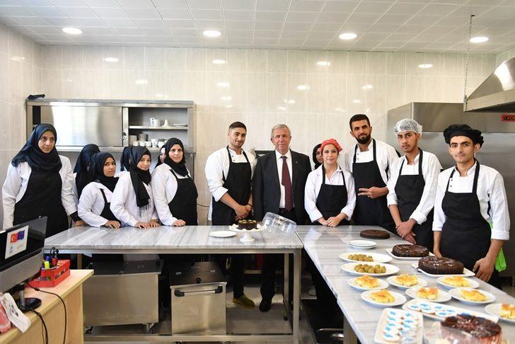 Başkan Yavaş’tan UMEM’e ziyaret G5